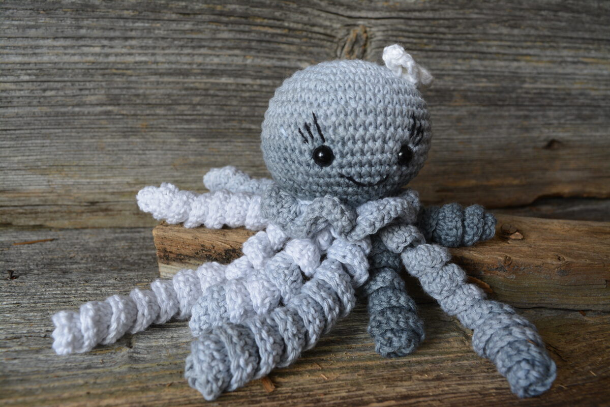 Astoņkājīts - pirmā rotaļlieta grabulītis mazulim. Pasūtījums. 