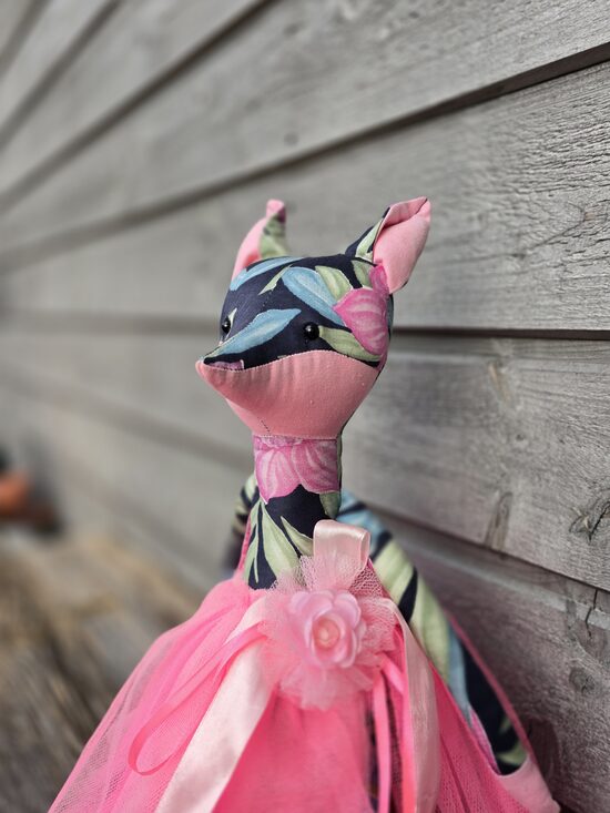 Princese lapsiņa Luna - ideāla rotaļlieta bērniem un sirdij jauniem.