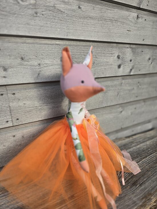 Princese lapsiņa Luna - ideāla rotaļlieta bērniem un sirdij jauniem.