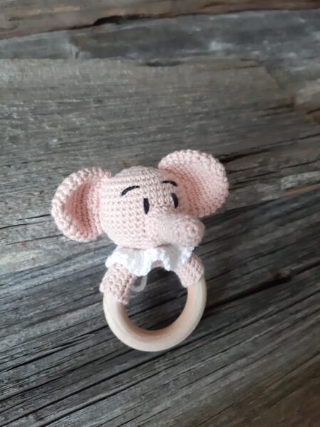 LaLu grabulis "Jautrais zīlonītis" ar noņemamu apkaklīti. Rotaļlieta mazuļiem, jaundzimušajiem, bērniem ar vieglas skaņas grabulīti.