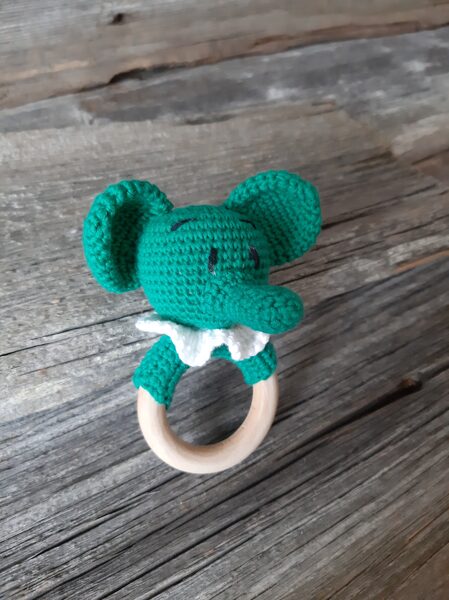 LaLu grabulis "Jautrais zīlonītis" ar noņemamu apkaklīti. Rotaļlieta mazuļiem, jaundzimušajiem, bērniem ar vieglas skaņas grabulīti.