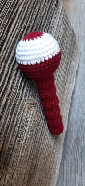 Lalu grabulītis mazulim ''Sarkanbalti sarkanais". Grabulis kātiņā. Zobgrauzis. Mazuļa irmā rotaļlieta.