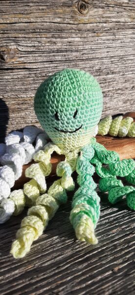 LaLu grabulis  - "Astoņkājis " Pirmais satvēriens, pirmā rotaļlieta, pirmā mīļmanta. Izvēlies savu krāsu.